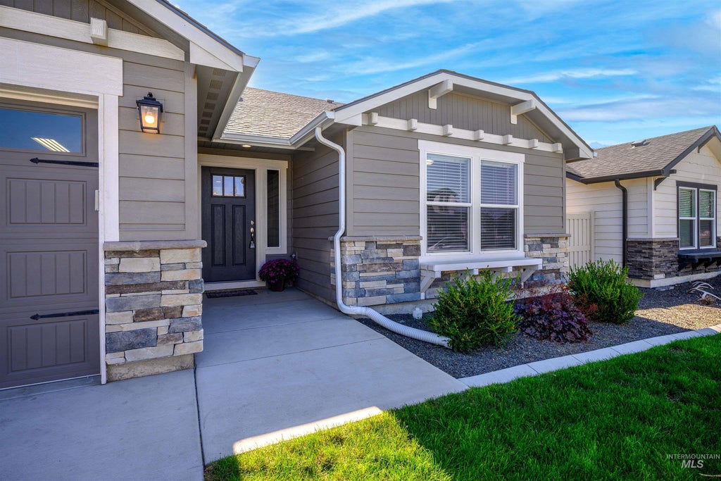 Photo of 5725 E Milam St, Nampa, ID 83687 (MLS # 99003522)