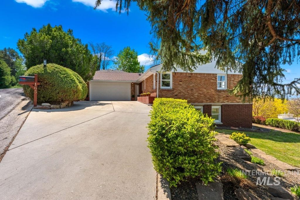 Photo of 165 W Horizon Dr, Boise, ID 83702 (MLS # 98983204)