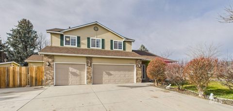 Photo of 3397 W Park Creek Dr, Meridian, ID 83642 (MLS # 98969431)