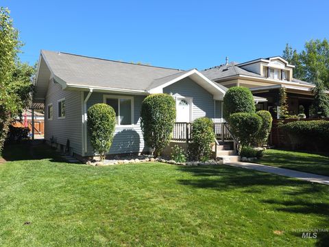 Photo of 210 7th Ave N Ave, Twin Falls, ID 83301 (MLS # 98962745)