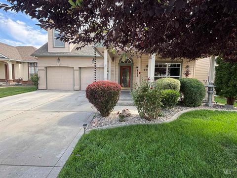 Photo of 6945 E Greens Dr, Nampa, ID 83687 (MLS # 98993851)