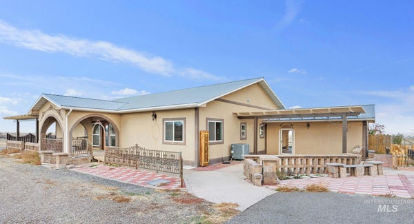 3248 N 2800 E, TWIN FALLS, ID 83301 - Image 69ee9e952baf739e287b48bb4606063d/3594875160