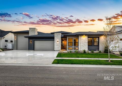 Photo of 14227 N Hornbill Way, Boise, ID 83714 (MLS # 98984870)