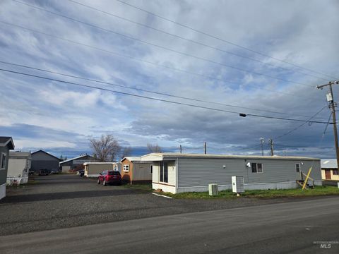 Photo of 810 N D Street, Grangeville, ID 83530 (MLS # 98969606)