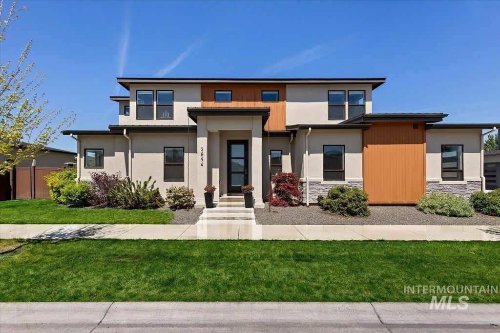 Photo of 3894 W Crossley Dr, Eagle, ID 83616 (MLS # 98985453)