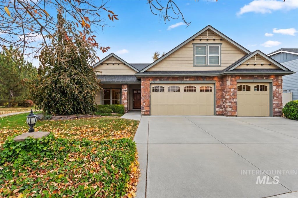 Photo of 776 W Heather Woods Dr, Nampa, ID 83686 (MLS # 99004901)