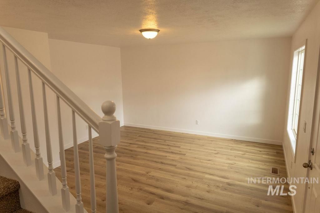 Photo of 4328 E Vineyard Way, Nampa, ID 83686 (MLS # 98974582)