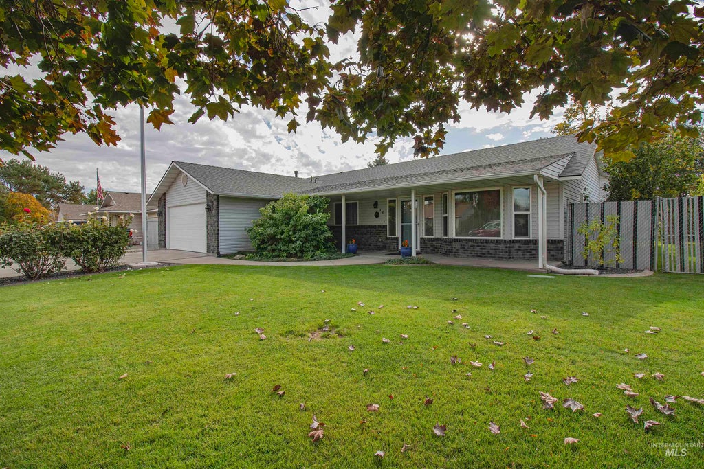 Photo of 10 10th Avenue North AVE, Payette, ID 83661 (MLS # 99004623)