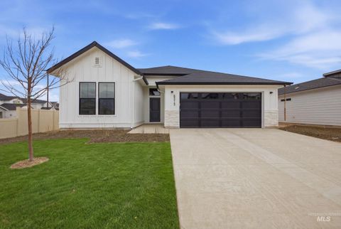 Photo of 6515 W Plateau Creek Dr, Meridian, ID 83646 (MLS # 98978048)