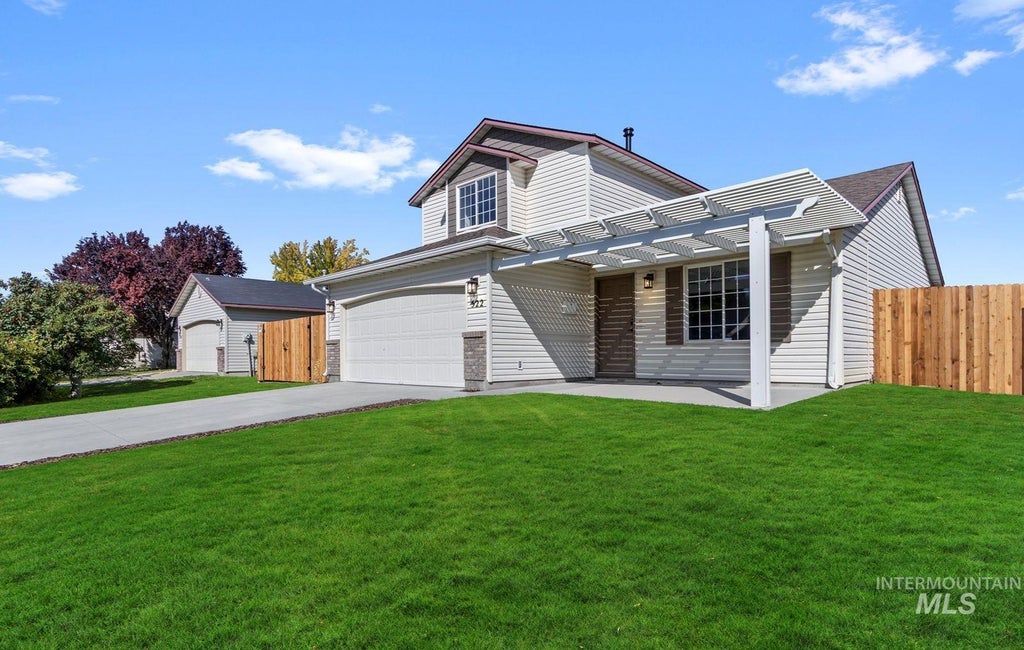 Photo of 522 N Copper River Drive, Nampa, ID 83651 (MLS # 99000888)