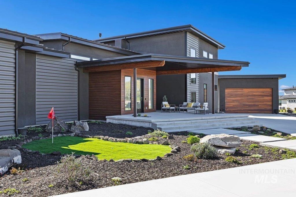 Photo of 2637 E 4267 N, Twin Falls, ID 83301 (MLS # 98980902)