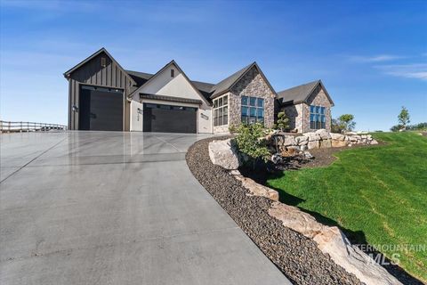 Photo of 1026 N 63rd St, Nampa, ID 83687 (MLS # 98989832)