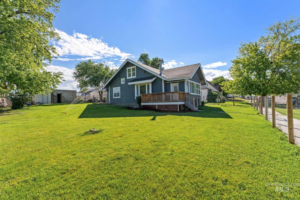 Photo of 311 W D Street, Shoshone, ID 83352 (MLS # 98992649)