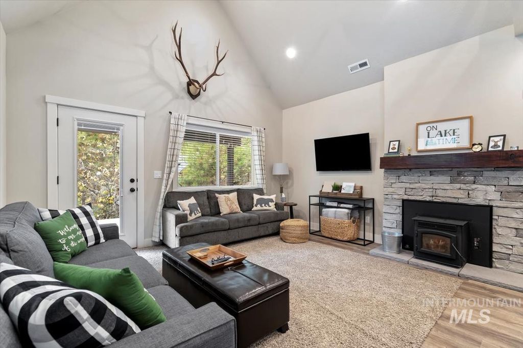 Photo of 1308 Dawson Ave, McCall, ID 83638 (MLS # 98969149)