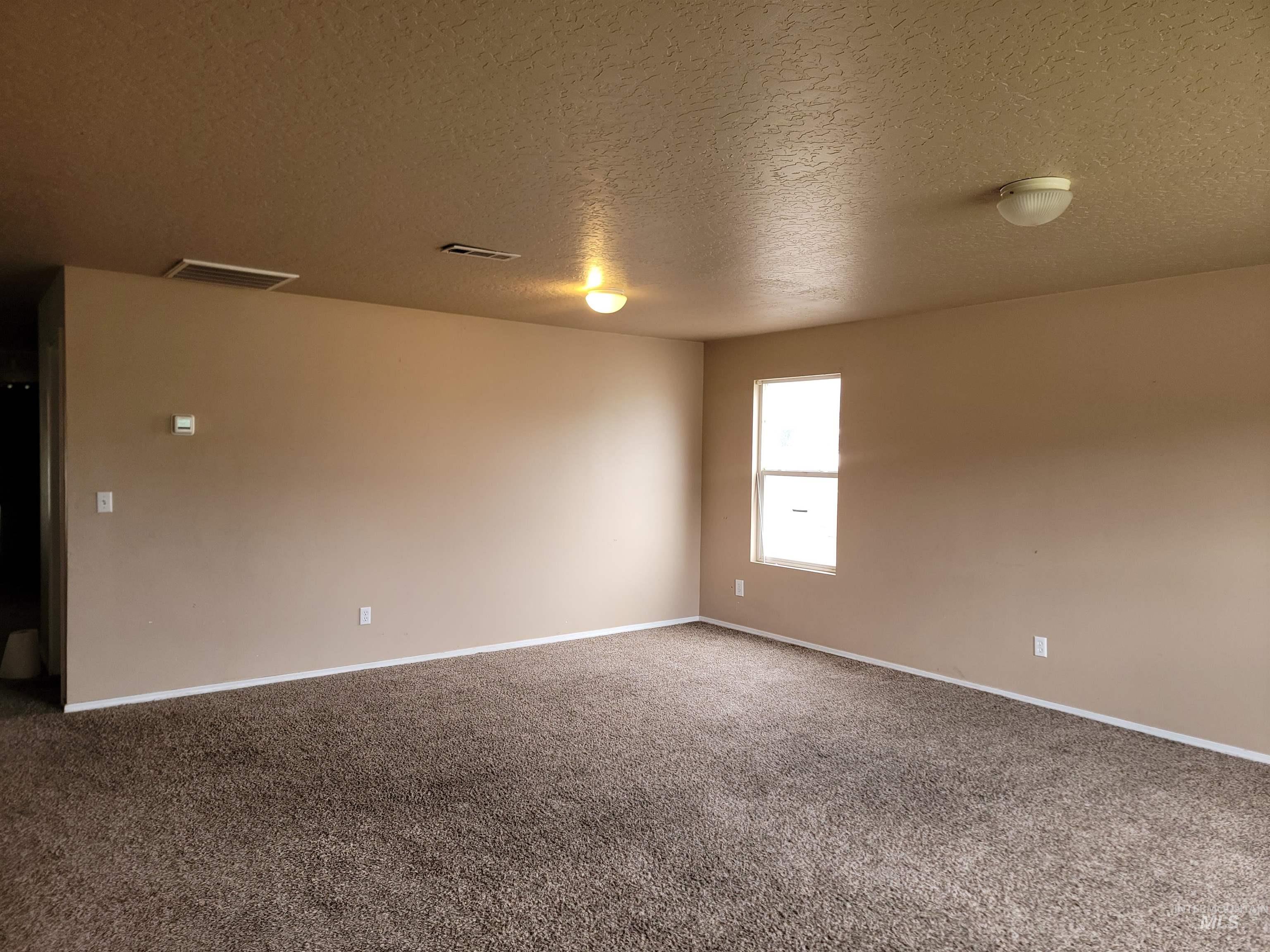 512 Syringa Way