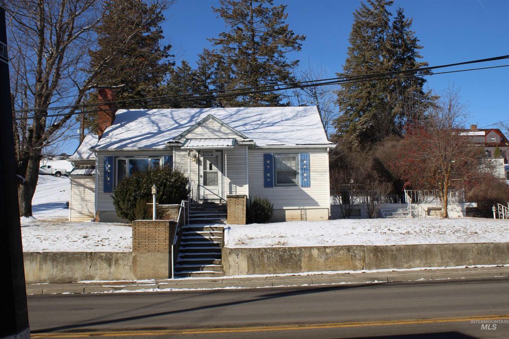 Photo of 701 King Street, CottonWood, ID 83522 (MLS # 98975018)