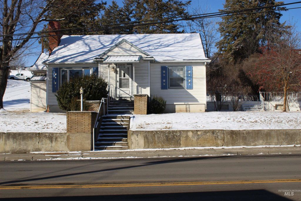 Photo of 701 King Street, CottonWood, ID 83522 (MLS # 98975018)