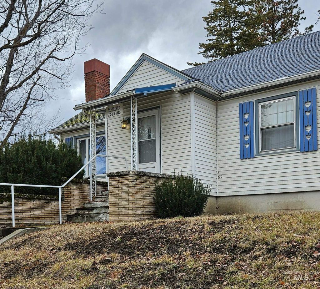 Photo of 701 King Street, CottonWood, ID 83522 (MLS # 98975018)