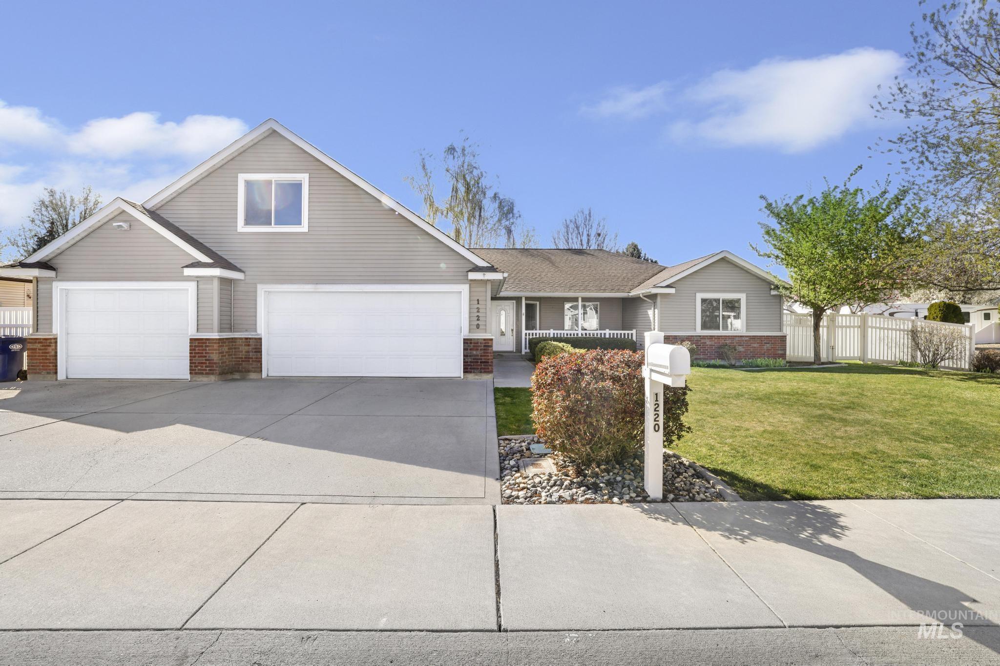 1220 Brundage Circle