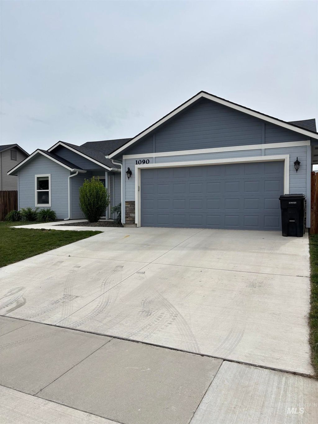 Photo of 1090 W 10th Street, Weiser, ID 83672 (MLS # 98970161)