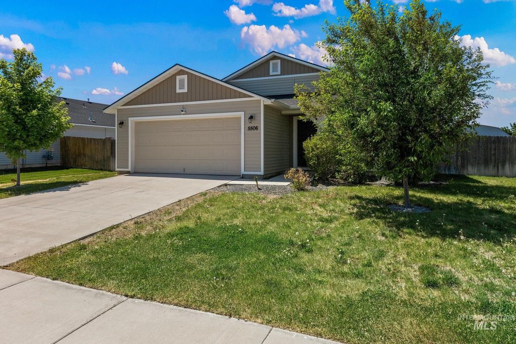 Photo of 5506 Barkley Way, Caldwell, ID 83607 (MLS # 98985005)
