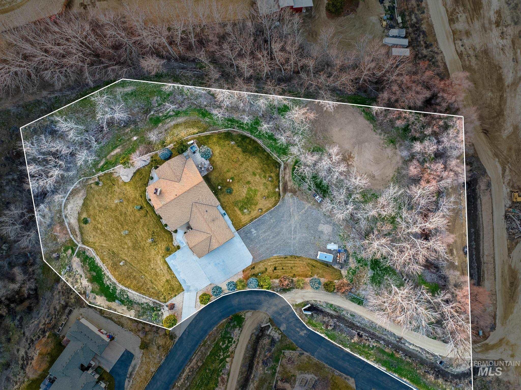 View of property location with property boundaries highlighted