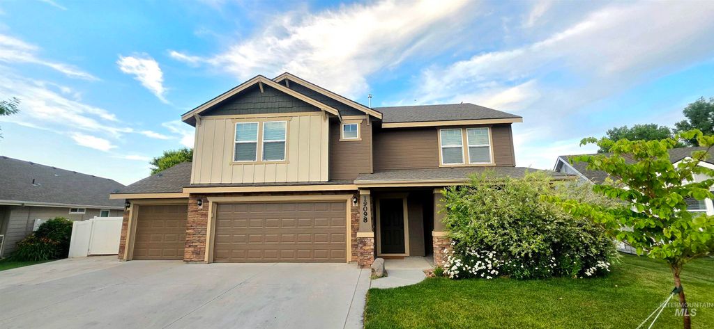 Photo of 19098 Kenney Way, Caldwell, ID 83605 (MLS # 98992282)