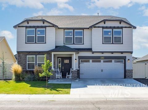Photo of 2718 Whispering Pine Dr, Twin Falls, ID 83301 (MLS # 98961406)