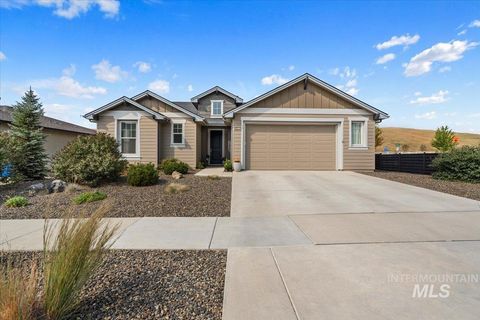 Photo of 20689 N Glenisla Avenue, Boise, ID 83714 (MLS # 98972554)