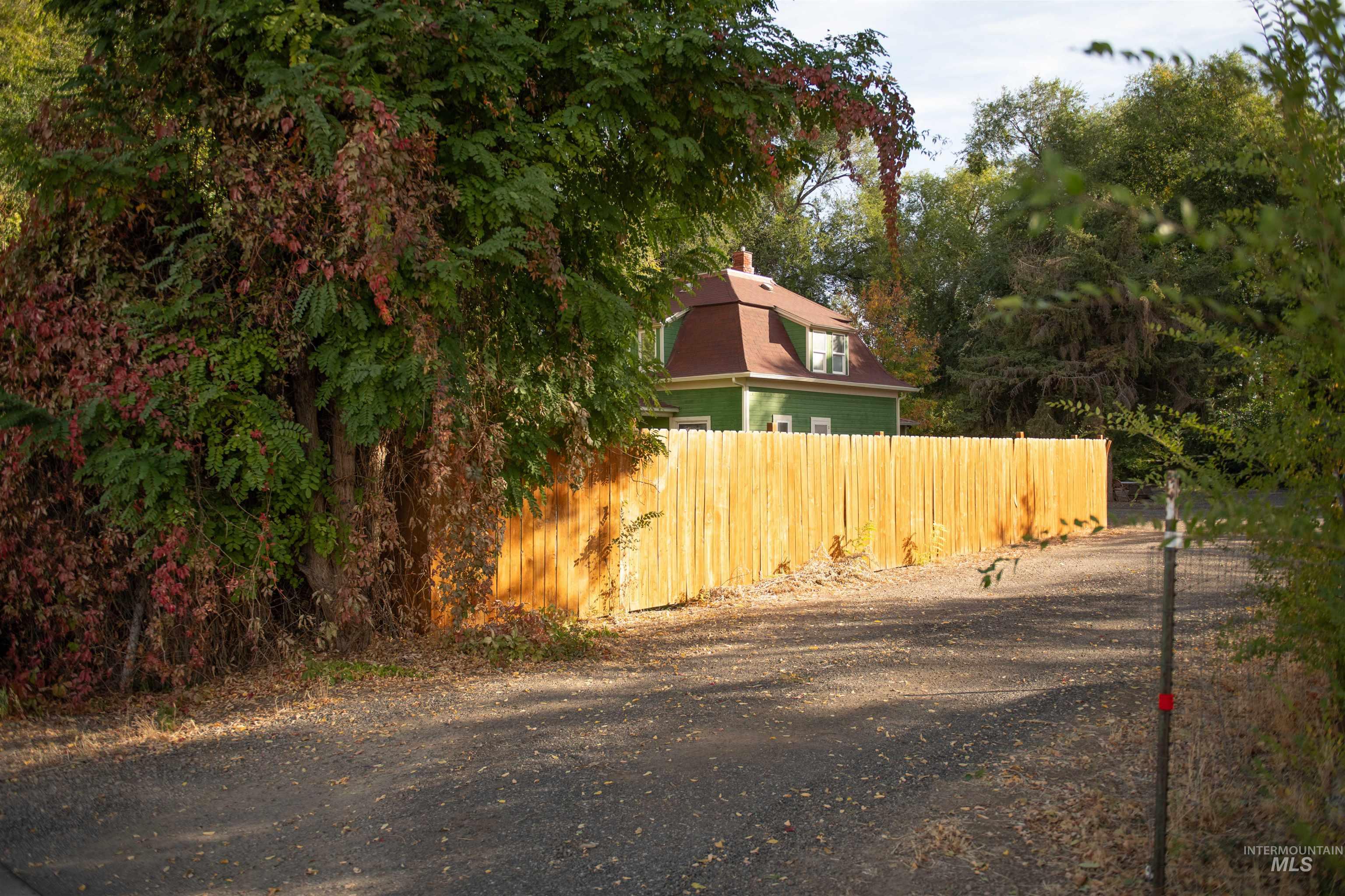 440 N 18th E, Mountain Home, Idaho image 6