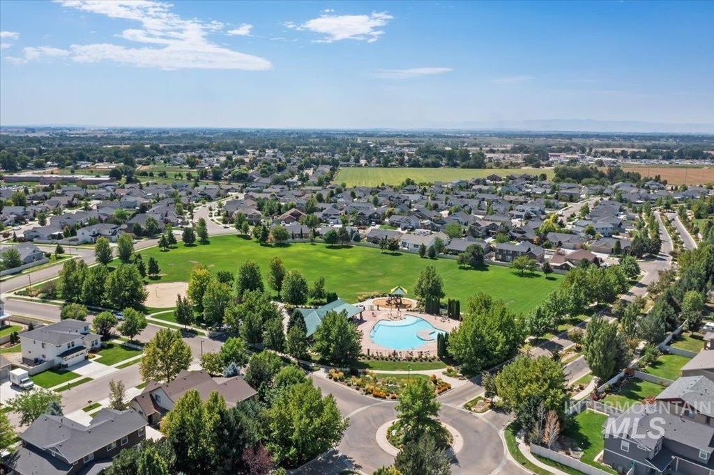 Photo of 1879 Prairie View Way, Middleton, ID 83644 (MLS # 98963776)