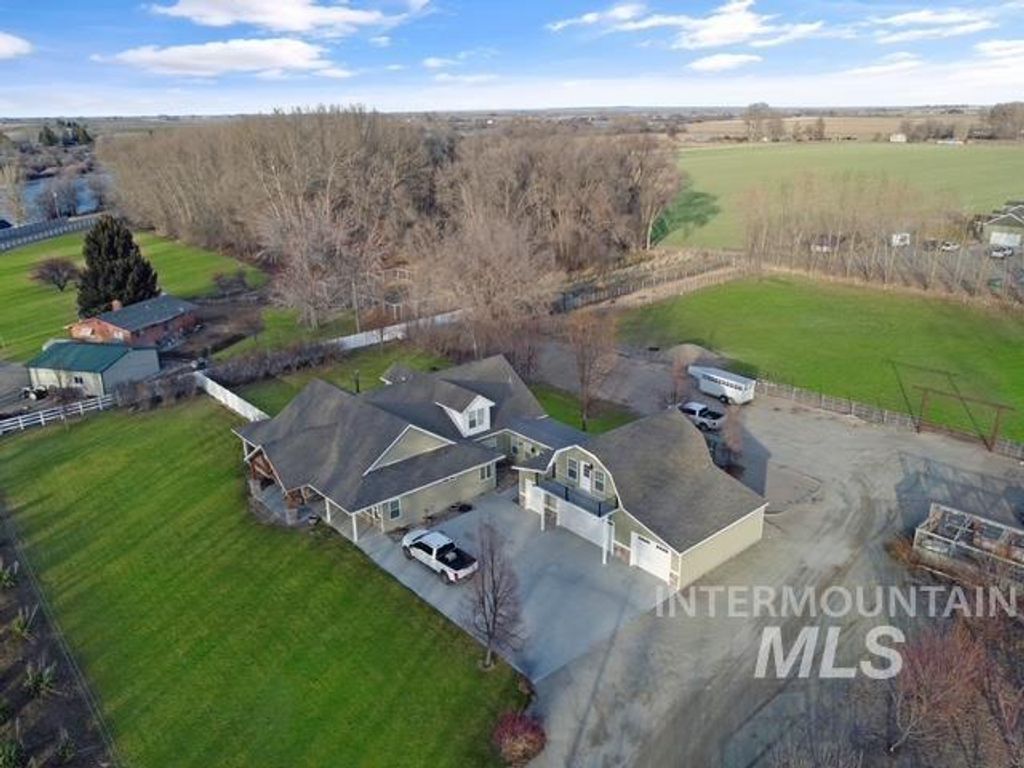 Photo of 781 N 1150 E, Jackson, ID 83350 (MLS # 98975014)