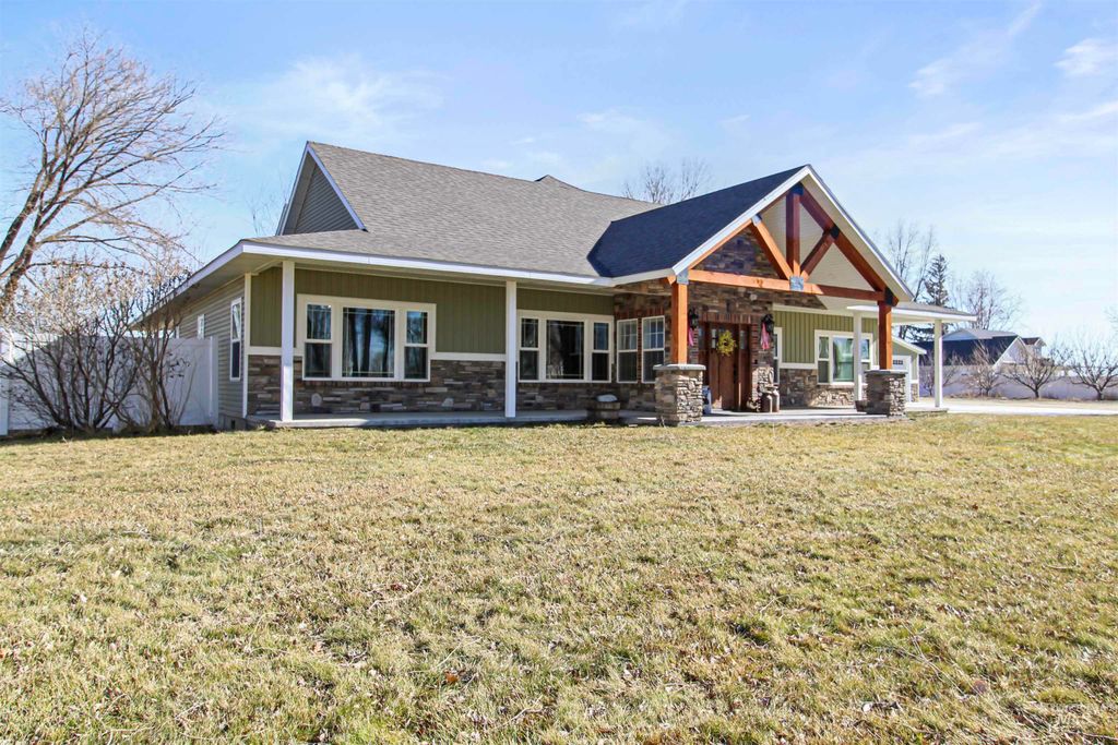 Photo of 781 N 1150 E, Jackson, ID 83350 (MLS # 98975014)