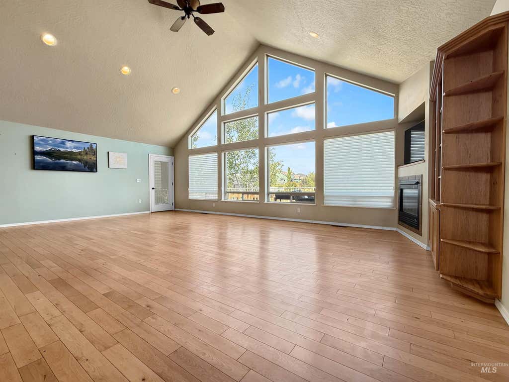 Photo of 2712 Itani Drive, Moscow, ID 83843 (MLS # 98996358)