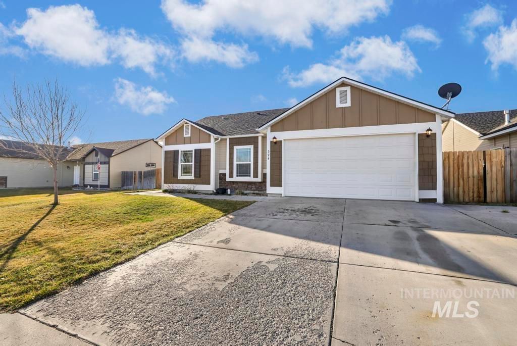 Photo of 394 Pheasant Rd, Twin Falls, ID 83301 (MLS # 98976197)