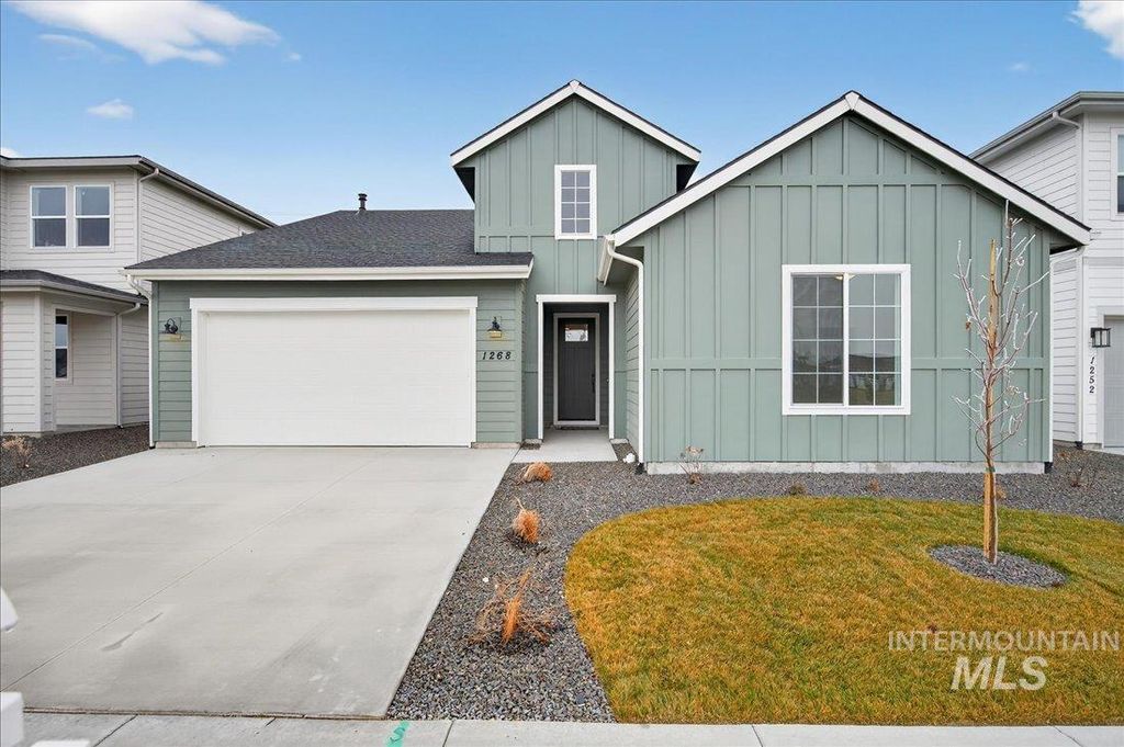 Photo of 2607 N Morehouse Ave, Eagle, ID 83616 (MLS # 98977392)