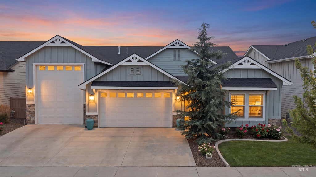 Photo of 5826 S Cubola Way, Meridian, ID 83642 (MLS # 98995876)