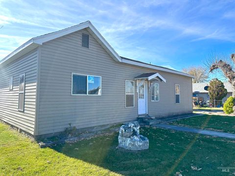 Photo of 613 2nd Street S St, Rupert, ID 83318 (MLS # 98967085)