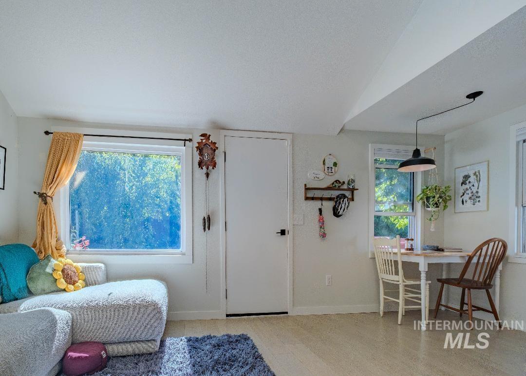 Living room with a textured ceiling