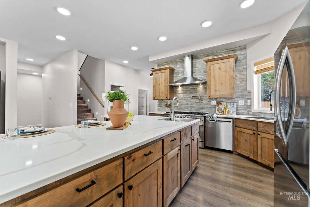 Photo of 8819 W Holbrook Ave, Boise, ID 83704 (MLS # 98996920)