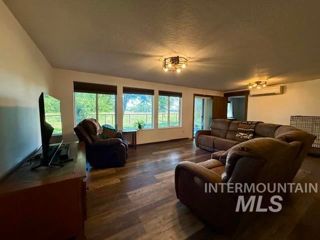 Photo of 11230 N River Road, Payette, ID 83661 (MLS # 99000101)