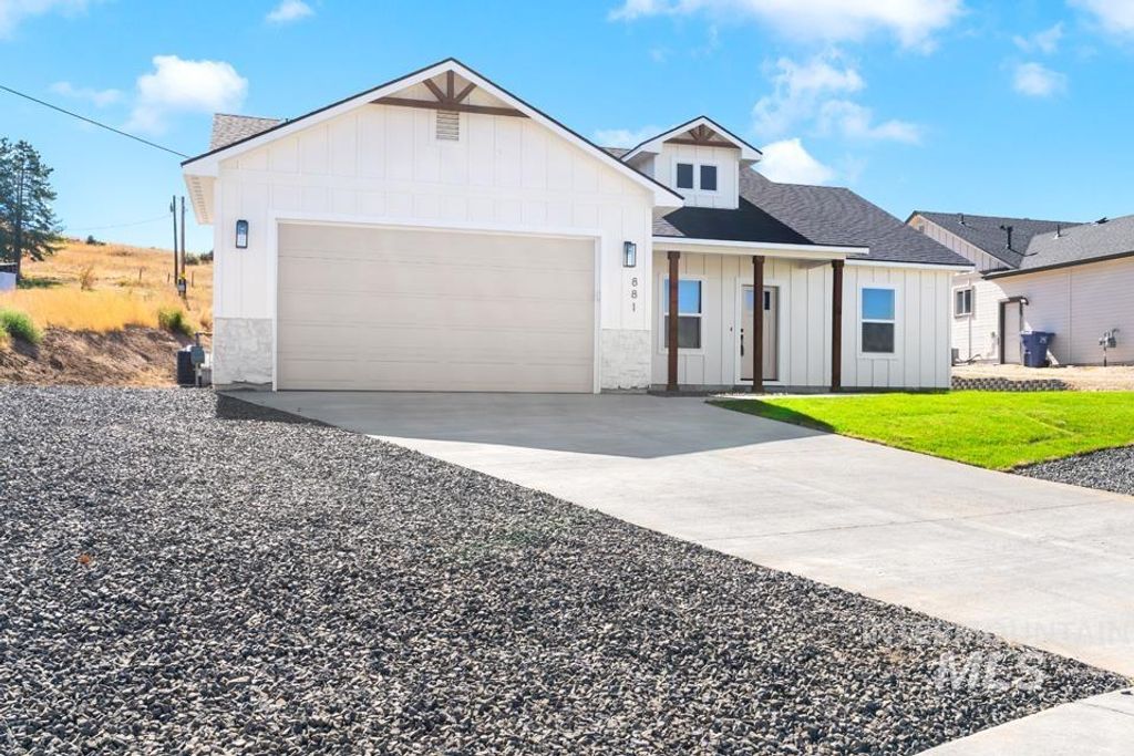 Photo of 881 S Iowa, Payette, ID 83661 (MLS # 98956303)