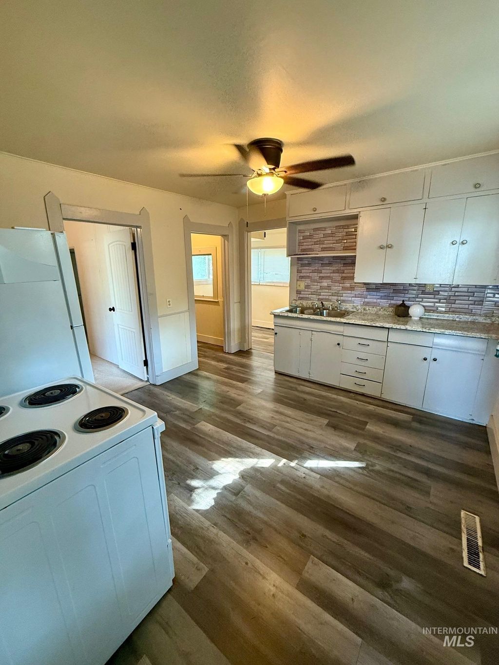 Photo of 617 W Main St, Weiser, ID 83672 (MLS # 98959031)