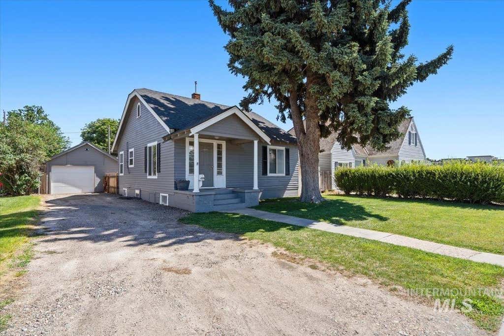Photo of 620 16th Avenue S AVE, Nampa, ID 83651 (MLS # 98994338)