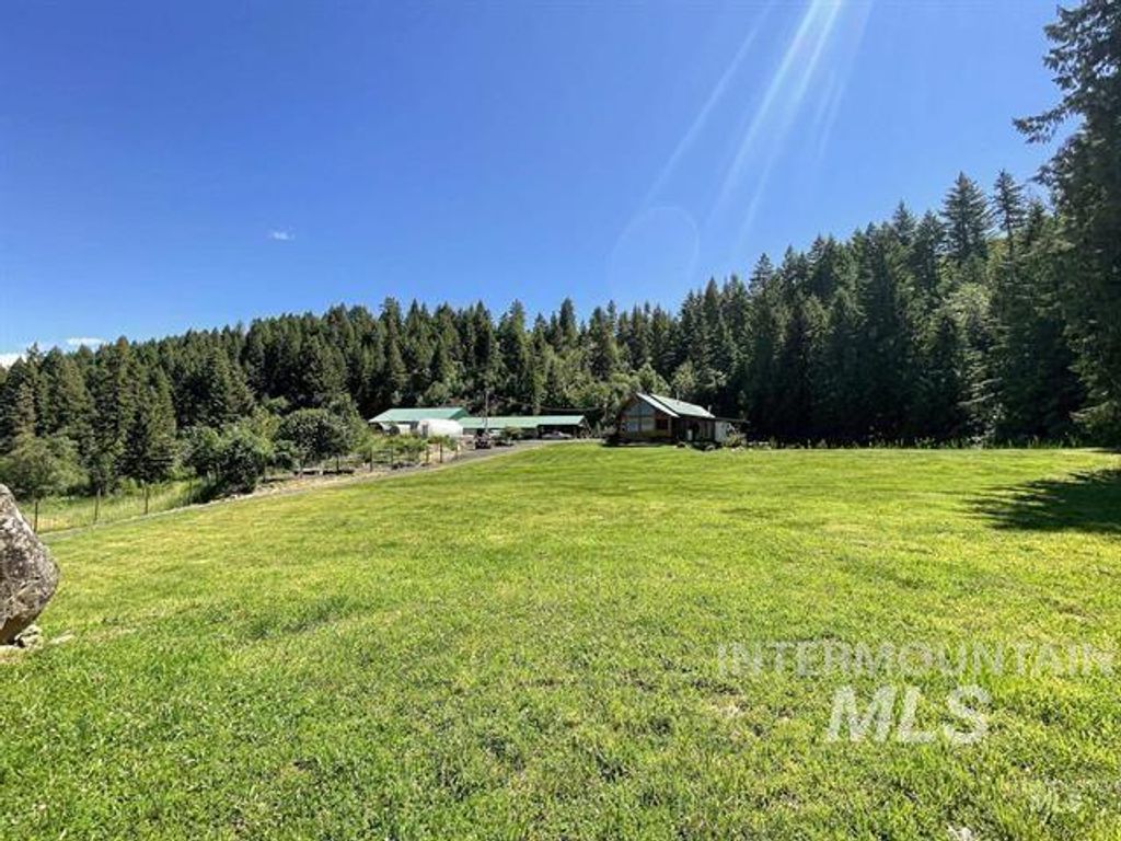 Photo of 112 Three Forks Rd, Kamiah, ID 83536 (MLS # 98977646)