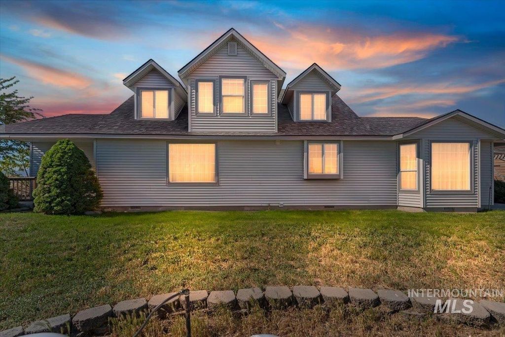 Photo of 2331 Gulley Road, Homedale, ID 83628 (MLS # 98987566)