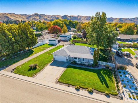 Photo of 2281 Wildwood Ln, Emmett, ID 83617 (MLS # 98965127)