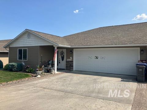 3526 10th Street Lewiston ID 83501