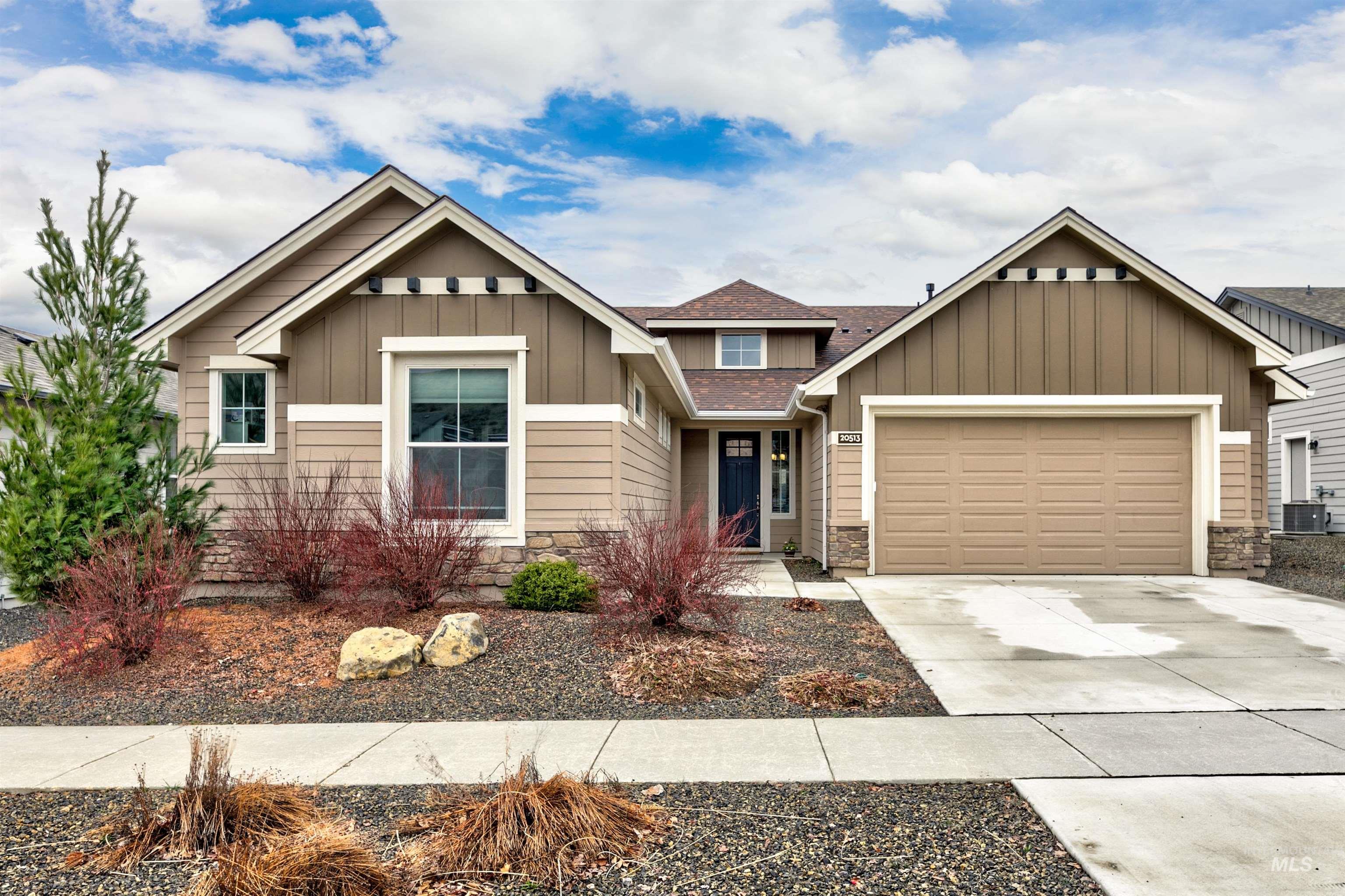 20513 N Glenisla Ave.
