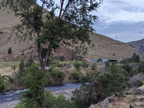 The Confluence Salmon River Road Riggins ID 83549